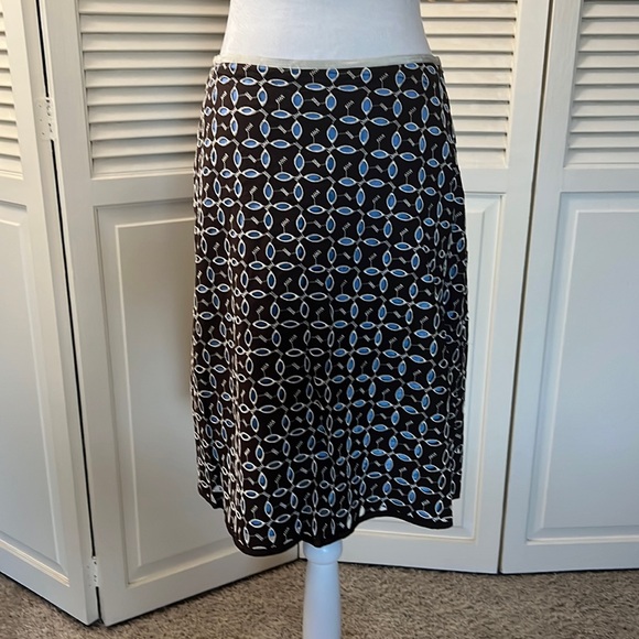 Snak from Anthropologie cutout skirt with blue lining - Picture 1 of 9